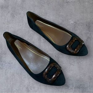 Vionic Women's Black Flats with Tortoise Buckle